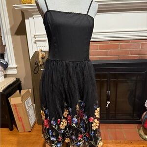 SHEIN Black spaghetti strap with floral tulle hem